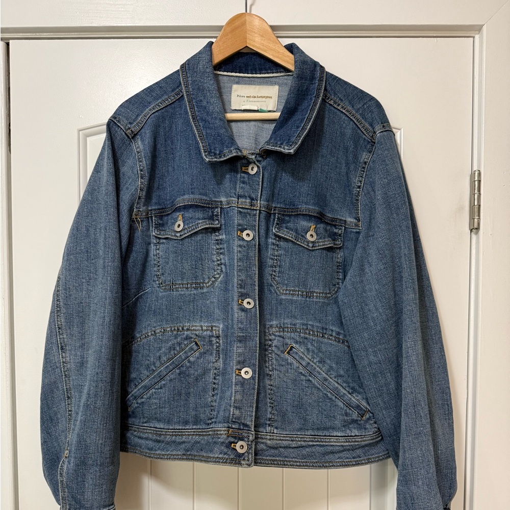 Women’s Blue Denim Jacket - Classic Button-Up